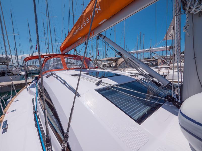 Book yachts online - sailboat - Elan 40 Impression - HAPPY  - rent