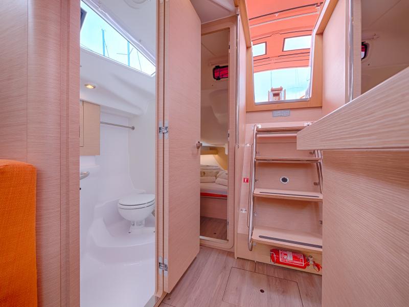 Book yachts online - sailboat - Elan 40 Impression - HAPPY  - rent