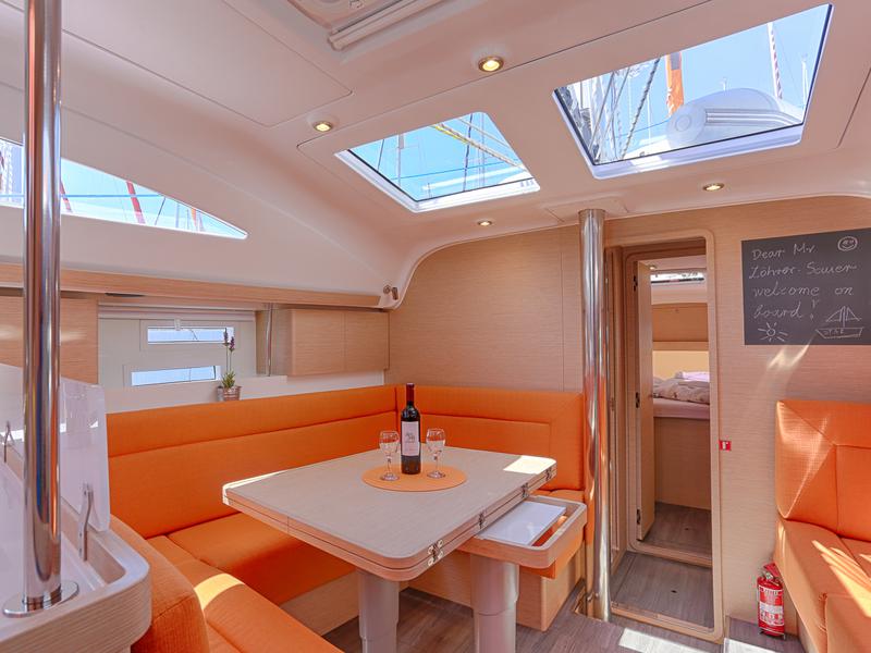 Book yachts online - sailboat - Elan 45 Impression - FROZEN - rent