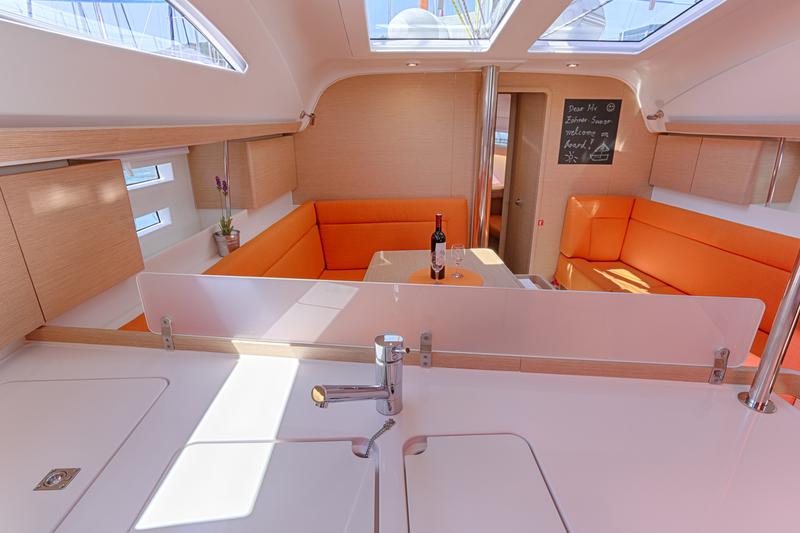 Book yachts online - sailboat - Elan 45 Impression - STAR - rent