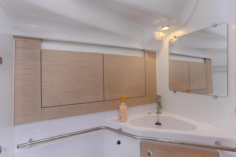 Book yachts online - sailboat - Elan 45 Impression - STAR - rent