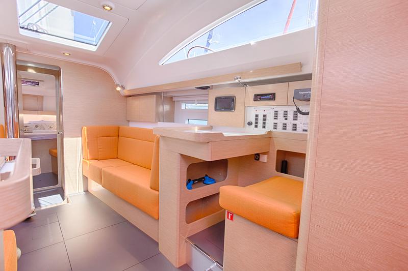 Book yachts online - sailboat - Elan 45 Impression - LION  - rent