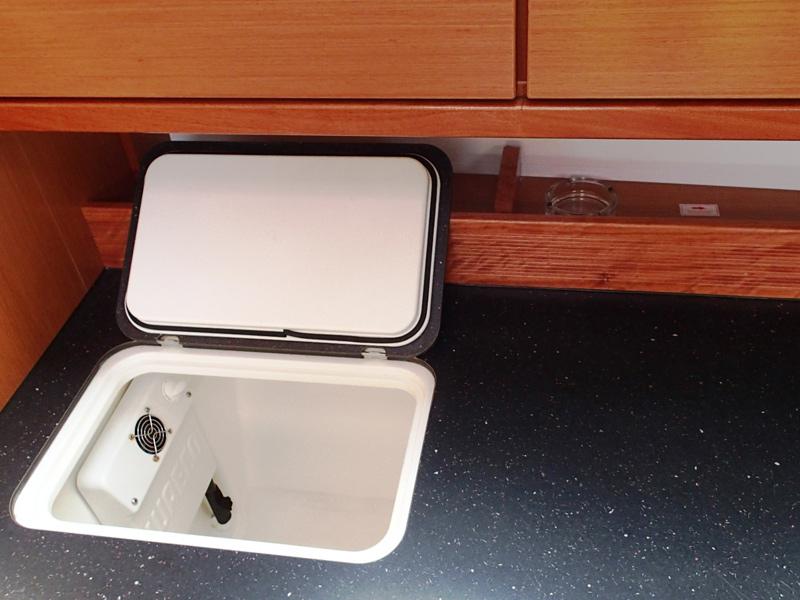 Book yachts online - sailboat - Bavaria 45 Cruiser - Controvento - rent