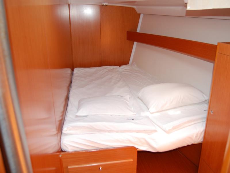 Book yachts online - sailboat - Cyclades 50.5 - Principessa - rent