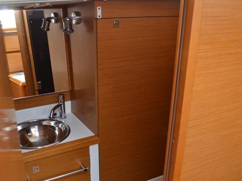 Book yachts online - sailboat - Sun Odyssey 379 - Soprano - rent