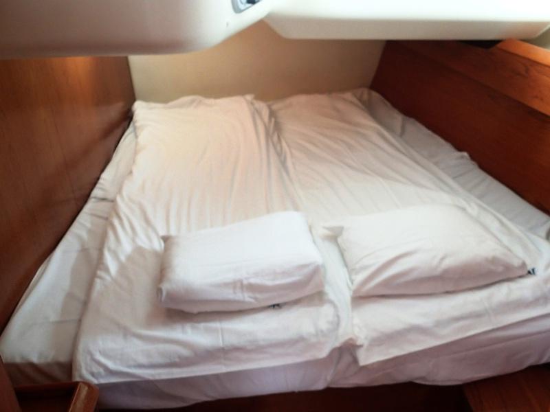 Book yachts online - sailboat - Sun Odyssey 45 - Big Blue - rent