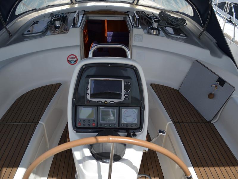 Book yachts online - sailboat - Bavaria 39 Cruiser - Demi - rent