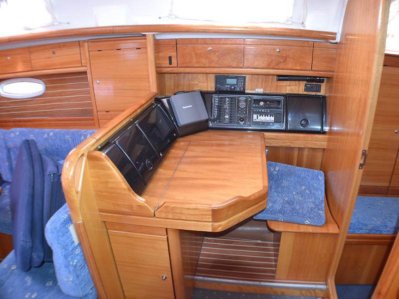 Book yachts online - sailboat - Bavaria 39 Cruiser - Demi - rent