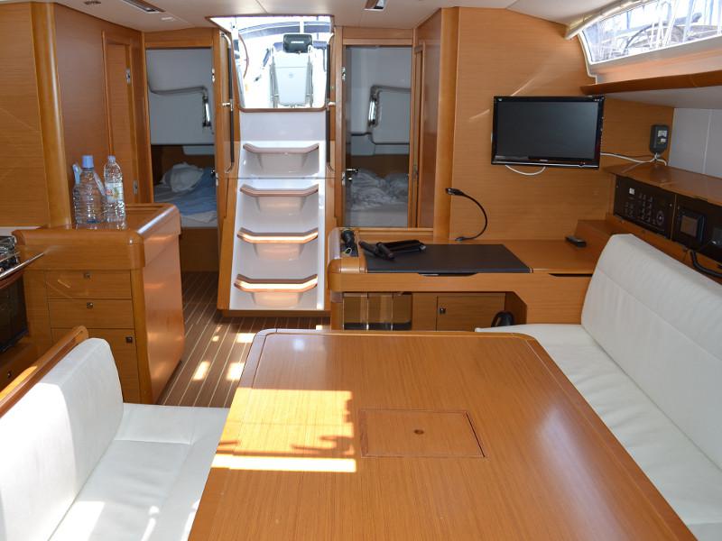 Book yachts online - sailboat - Sun Odyssey 509 - Jasna - rent