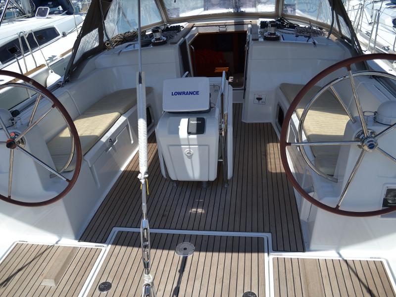 Book yachts online - sailboat - Sun Odyssey 509 - Jasna - rent