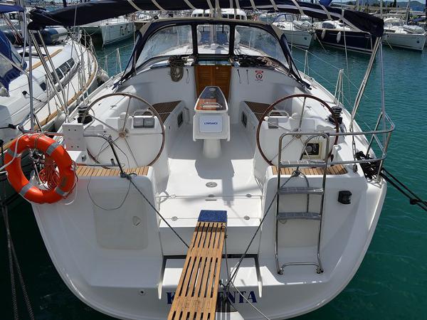 Book yachts online - sailboat - Cyclades 43.4 - Klementa - rent