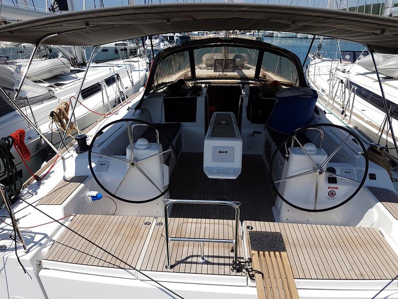 Book yachts online - sailboat - Dufour 460 Grand Large - Alegro - rent