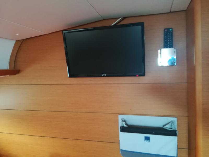 Book yachts online - sailboat - Sun Odyssey 509 Owner - Dodo - rent