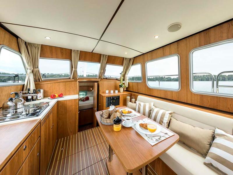 Book yachts online - motorboat - Linssen Grand Sturdy 350 AC - Paulina - rent