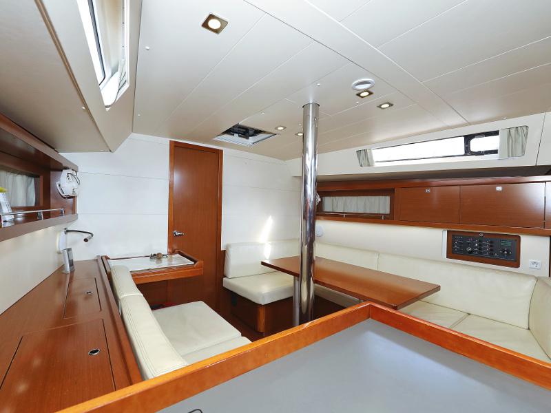 Book yachts online - sailboat - Oceanis 41 - Hope  - rent