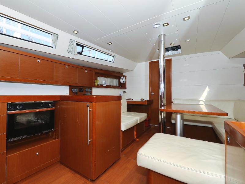 Book yachts online - sailboat - Oceanis 41 - Hope  - rent