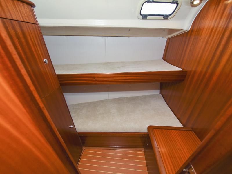 Book yachts online - sailboat - Bavaria 44 - Tummy fish - rent