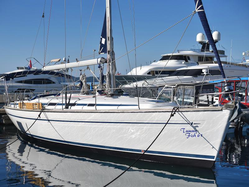 Book yachts online - sailboat - Bavaria 44 - Tummy fish - rent