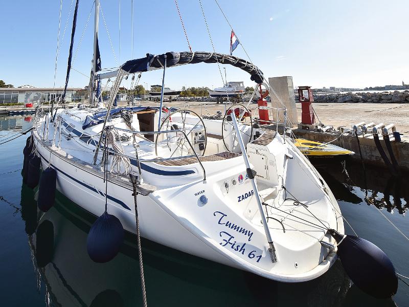 Book yachts online - sailboat - Bavaria 44 - Tummy fish - rent