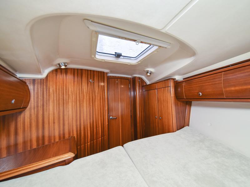 Book yachts online - sailboat - Bavaria 44 - Tummy fish - rent