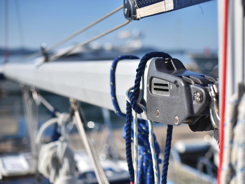 Book yachts online - sailboat - Bavaria 44 - Tummy fish - rent