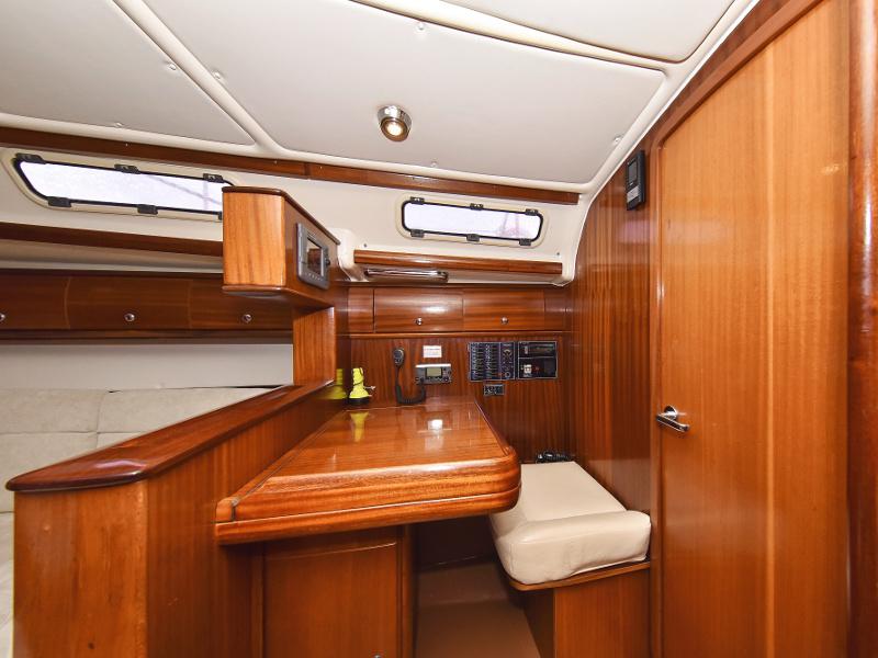 Book yachts online - sailboat - Bavaria 44 - Tummy fish - rent