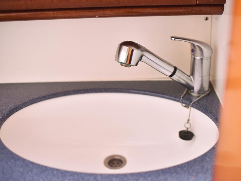 Book yachts online - sailboat - Bavaria 44 - Tummy fish - rent