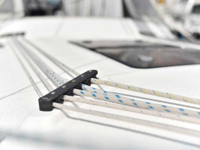 Book yachts online - sailboat - Bavaria 36 Cruiser - Petra M - rent