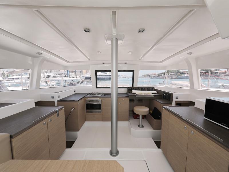 Book yachts online - catamaran - Bali 4.0.. - SO FAR SO GOOD - rent