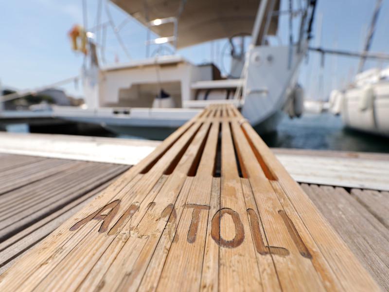 Book yachts online - sailboat - Dufour 560 - Anatoli - rent