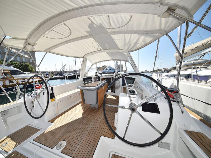Book yachts online - sailboat - Oceanis 45 - Lighea - rent