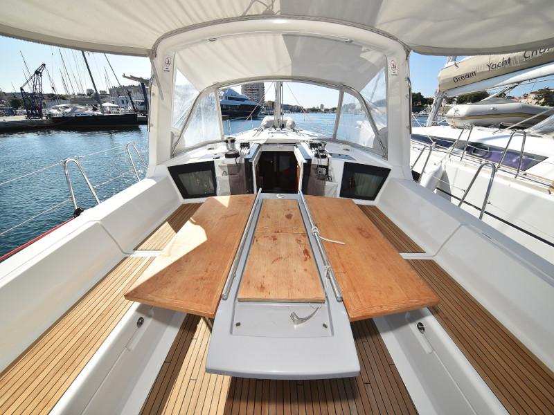 Book yachts online - sailboat - Oceanis 45 - Lighea - rent