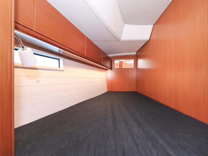 Book yachts online - sailboat - Bavaria Cruiser 46 - Jameson II - rent