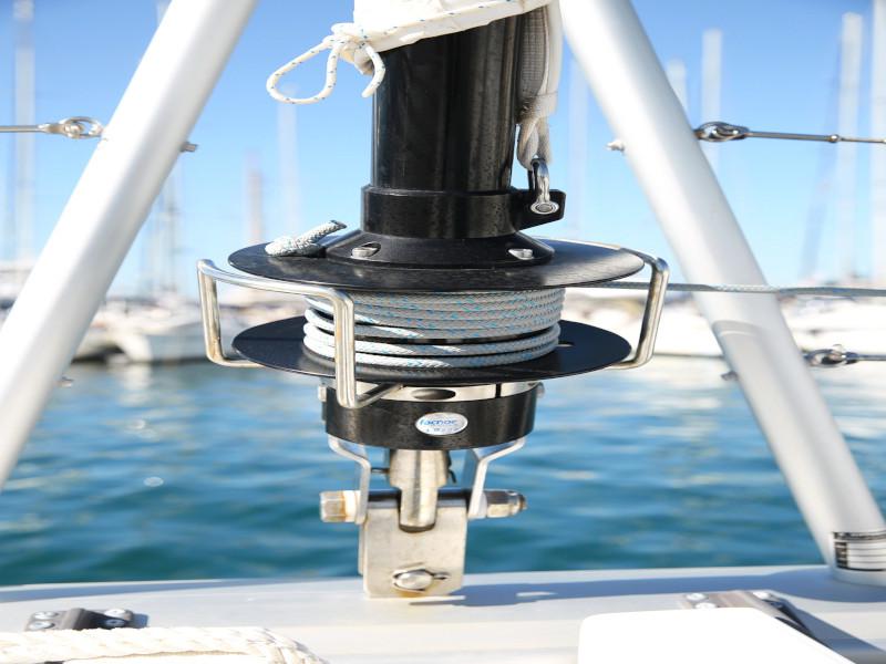 Book yachts online - catamaran - Lagoon 450  Flybridge - LLYN - rent