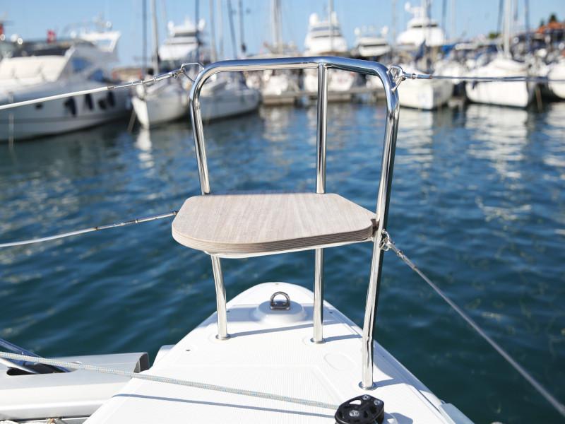 Book yachts online - catamaran - Lagoon 450  Flybridge - LLYN - rent