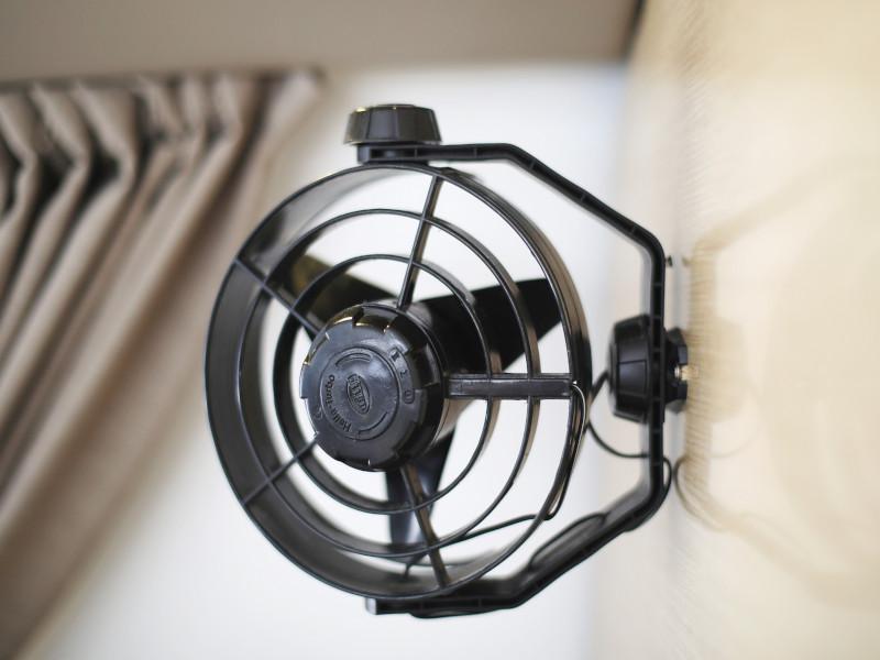 Book yachts online - catamaran - Lipari 41 - LUBI - rent