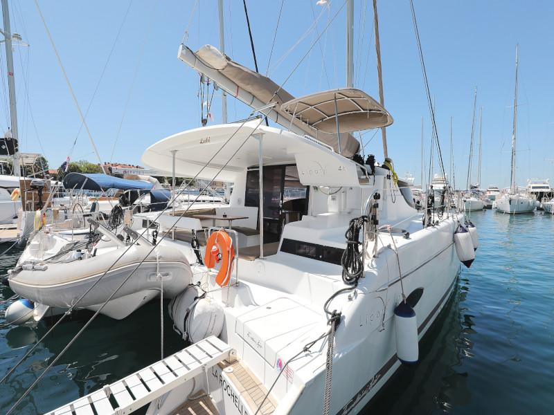 Book yachts online - catamaran - Lipari 41 - LUBI - rent