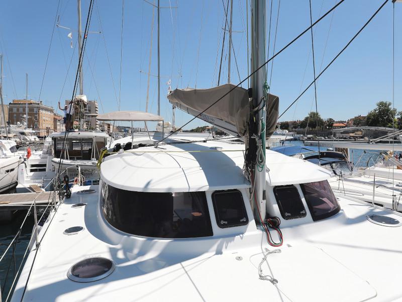 Book yachts online - catamaran - Lipari 41 - LUBI - rent