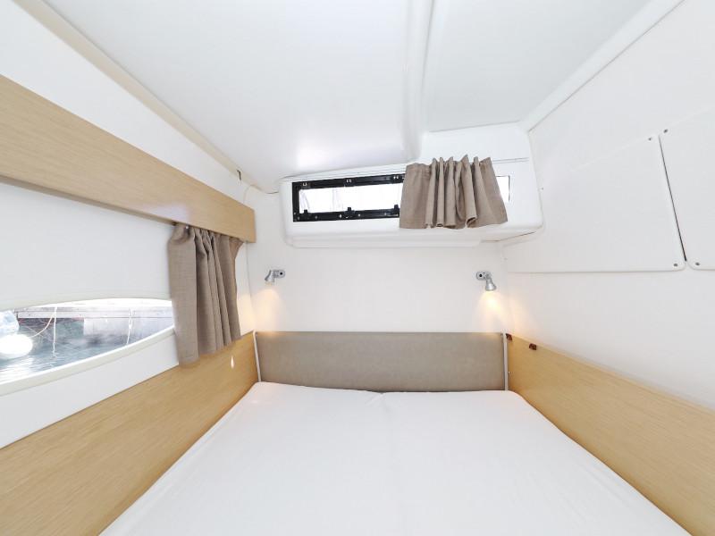 Book yachts online - catamaran - Lipari 41 - LUBI - rent