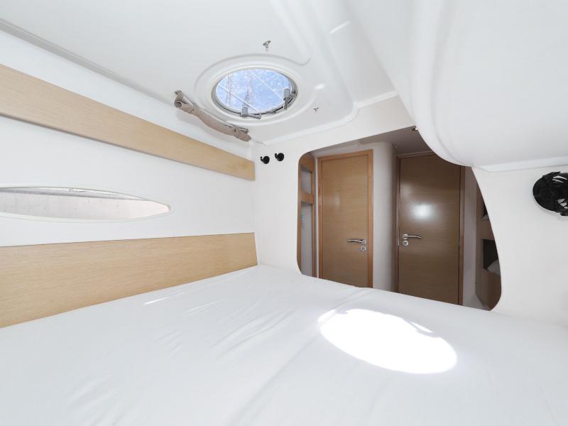 Book yachts online - catamaran - Lipari 41 - LUBI - rent