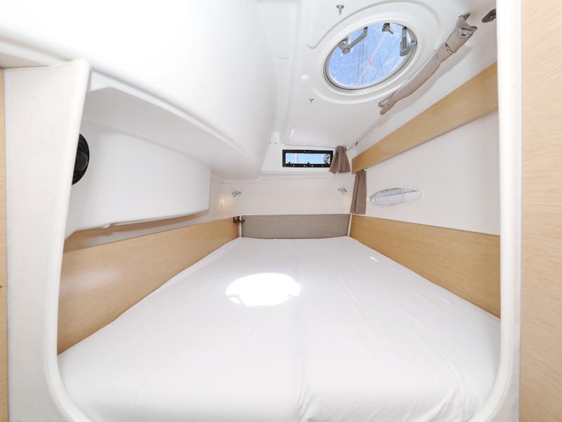 Book yachts online - catamaran - Lipari 41 - LUBI - rent