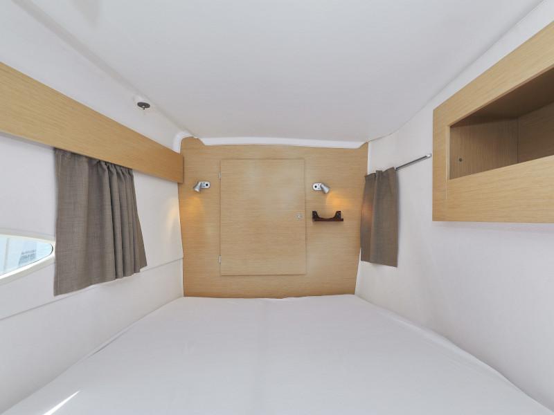 Book yachts online - catamaran - Lipari 41 - LUBI - rent