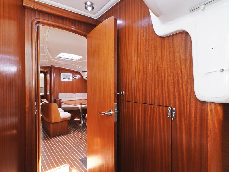 Book yachts online - sailboat - Bavaria 44 - O LA LA  - rent