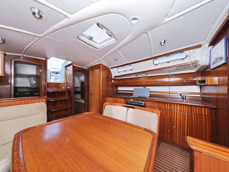 Book yachts online - sailboat - Bavaria 44 - O LA LA  - rent