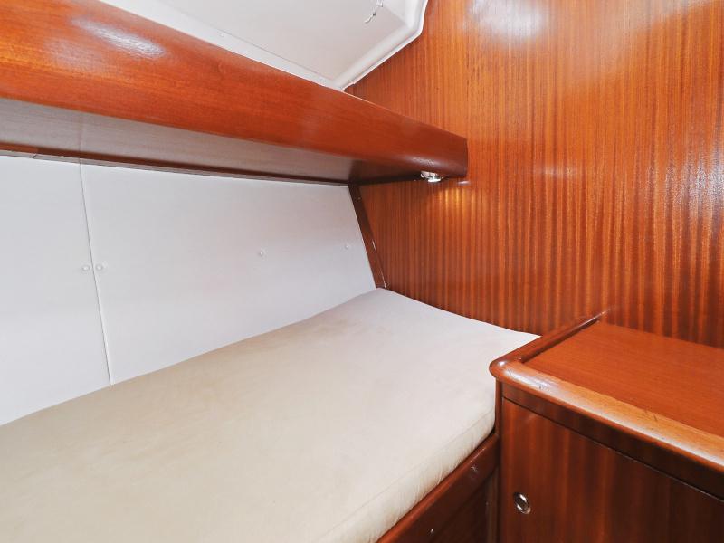 Book yachts online - sailboat - Bavaria 44 - O LA LA  - rent