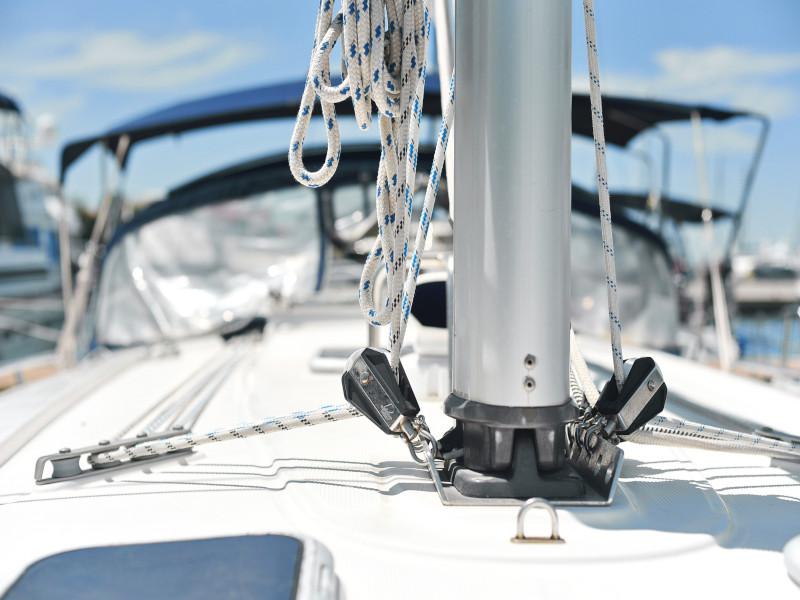 Book yachts online - sailboat - Bavaria 44 - O LA LA  - rent