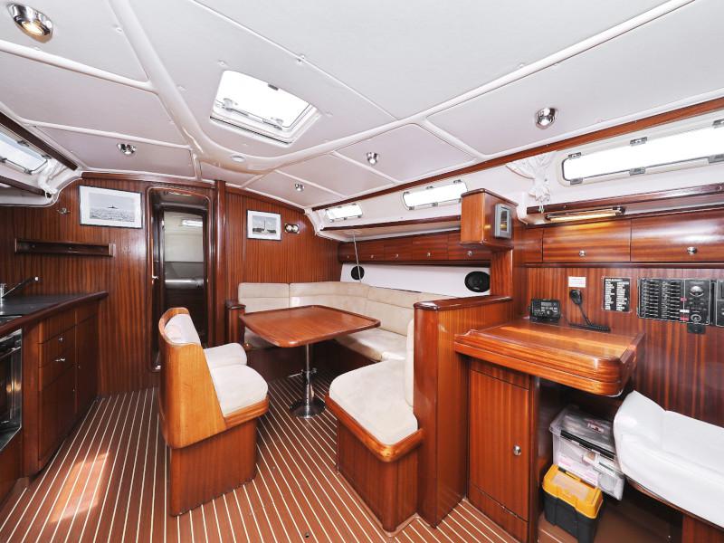 Book yachts online - sailboat - Bavaria 44 - O LA LA  - rent