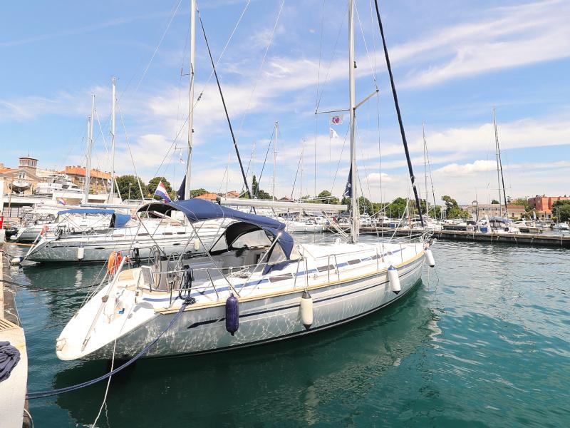 Book yachts online - sailboat - Bavaria 44 - O LA LA  - rent