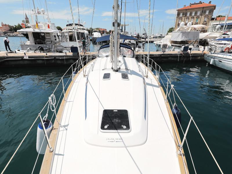 Book yachts online - sailboat - Bavaria 44 - O LA LA  - rent