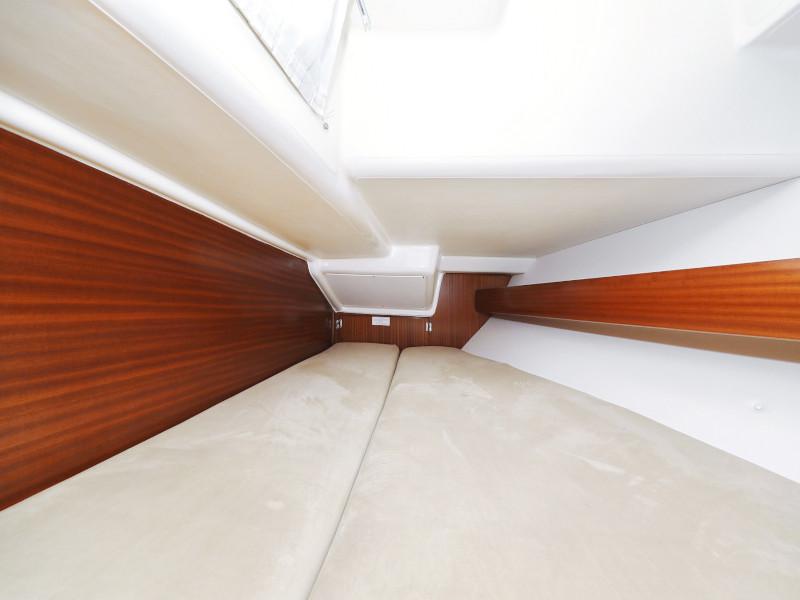 Book yachts online - sailboat - Bavaria 44 - O LA LA  - rent